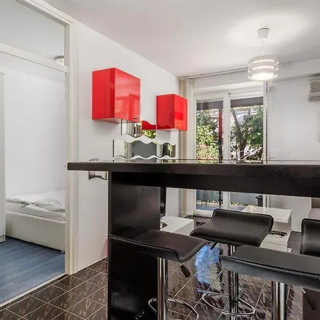 Apartment Rona Zizi